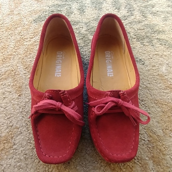 clarks wallabee chic